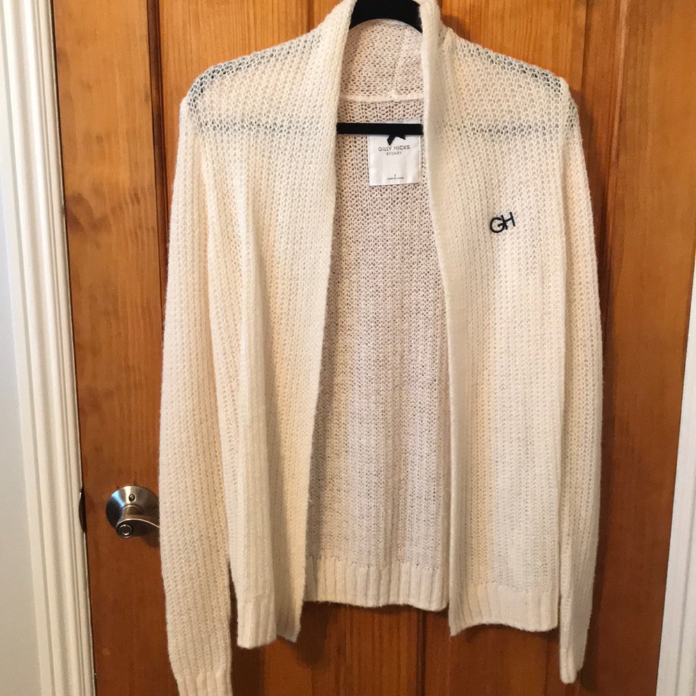 🔶🔵PRICE DROP🔵Gilly Hicks white knitted cardigan